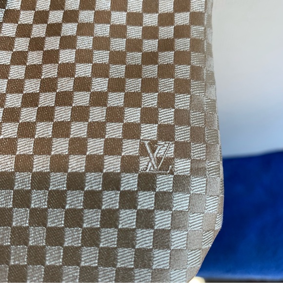 Louis Vuitton Damier Tie - Picture 3 of 6
